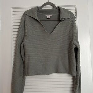 Sincerely Jules cropped sweater Sz M